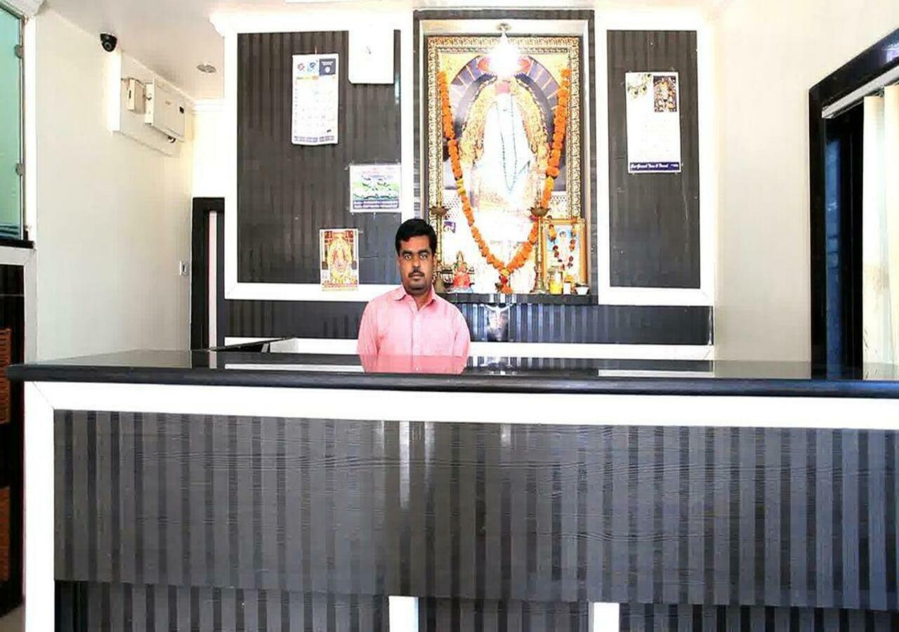 Hotel Sai Ganesh เชอร์ดี ภายนอก รูปภาพ
