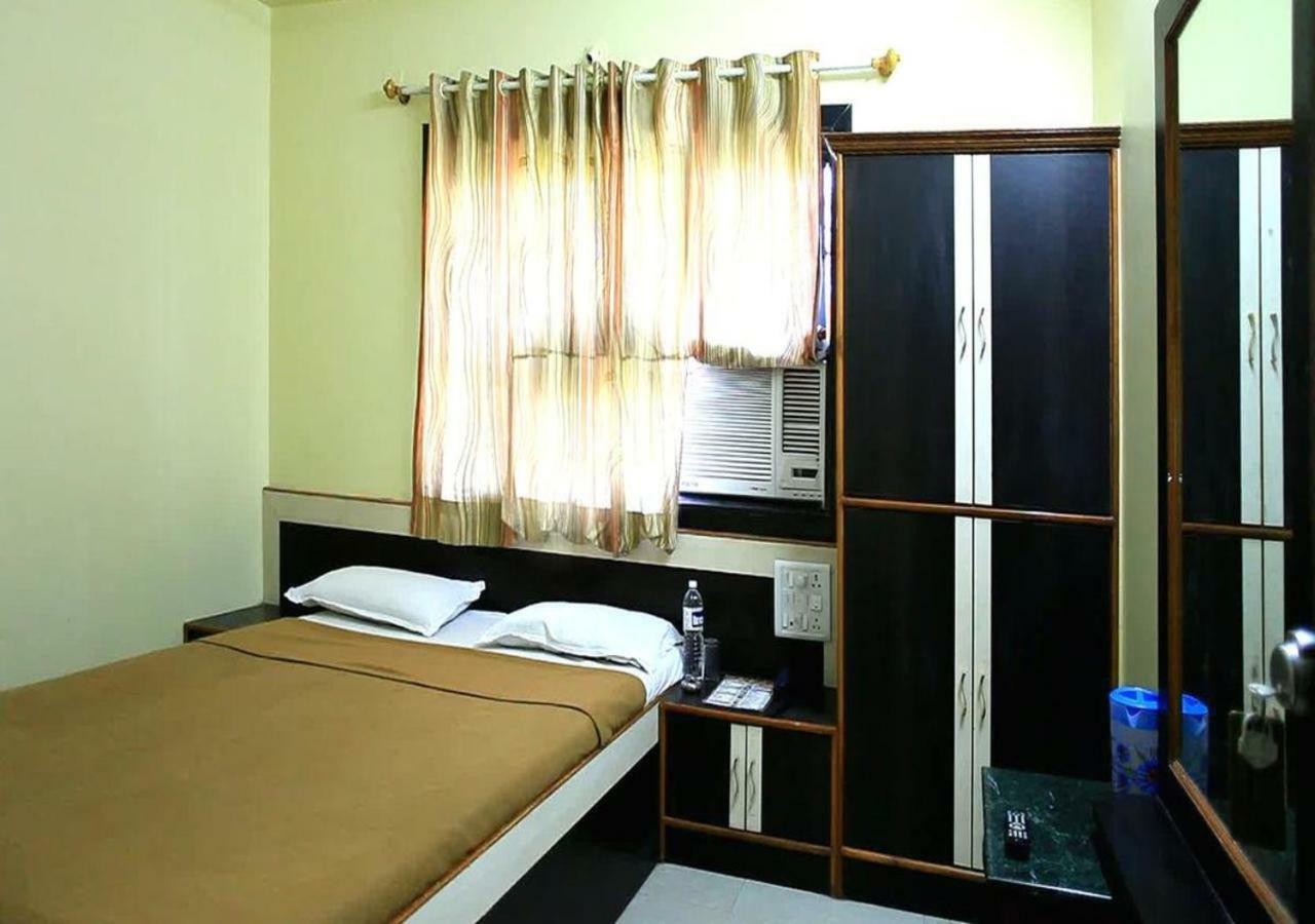 Hotel Sai Ganesh เชอร์ดี ภายนอก รูปภาพ